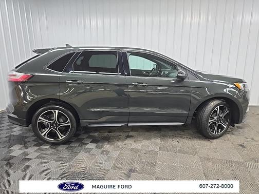 2023 Ford Edge ST