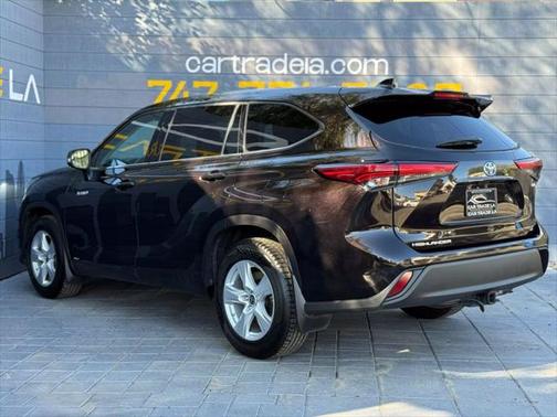 2021 Toyota Highlander Hybrid LE