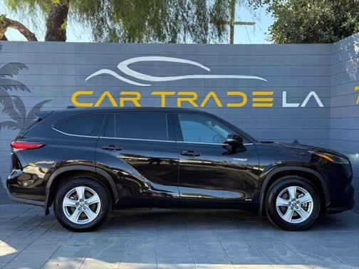 2021 Toyota Highlander Hybrid LE