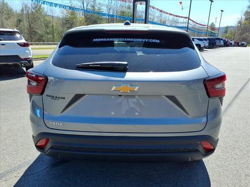 Sterling Gray Metallic 2026 Chevrolet Trax LS