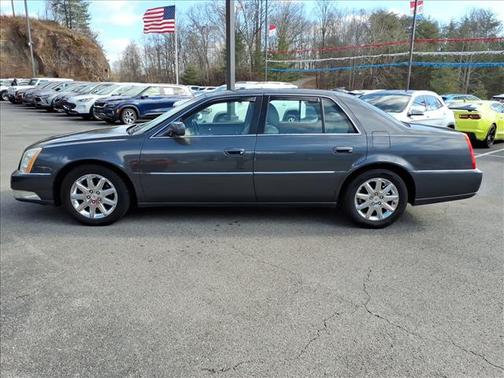 2010 Cadillac DTS Premium