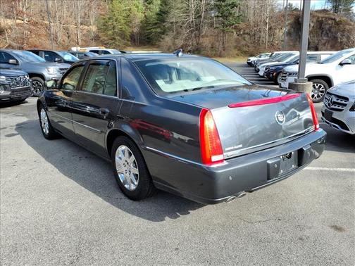 2010 Cadillac DTS Premium