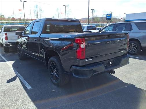 2023 Chevrolet Silverado 1500 Custom