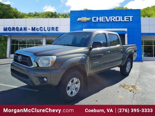 Brown 2013 Toyota Tacoma
