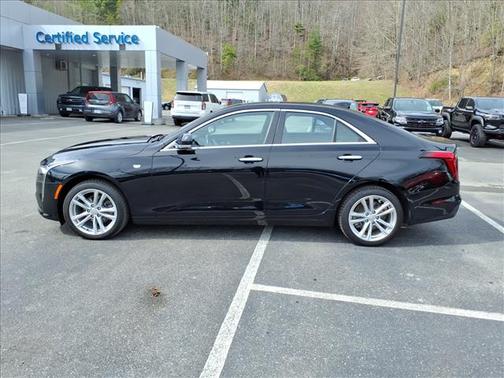 2023 Cadillac CT4 Luxury