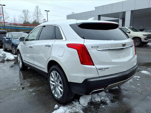 2019 Cadillac XT5 Platinum