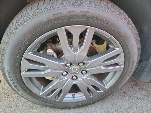 Platinum White Pearl 2022 Honda Pilot AWD Sport