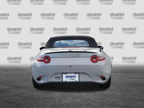 Aero Gray Metallic 2025 Mazda MX-5 Miata Grand Touring