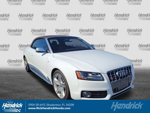 IBIS WHITE/BLACK ROOF [WHITE] 2011 Audi S5 3.0 Premium Plus