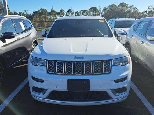 2017 Jeep Grand Cherokee Summit