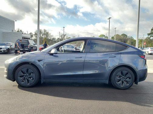 2023 Tesla Model Y AWD *Ltd Avail*