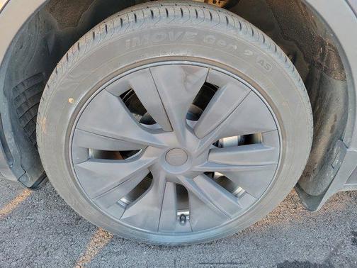 2023 Tesla Model Y AWD *Ltd Avail*