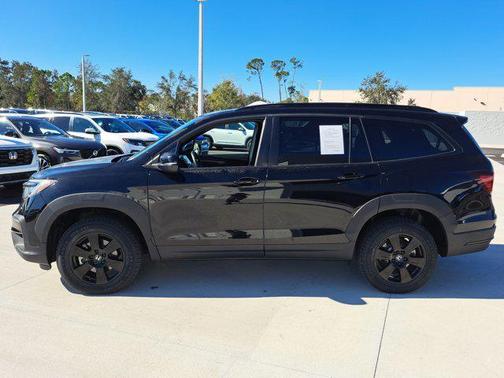 2022 Honda Pilot AWD TrailSport