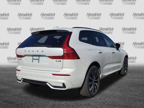 2025 Volvo XC60 B5 Plus