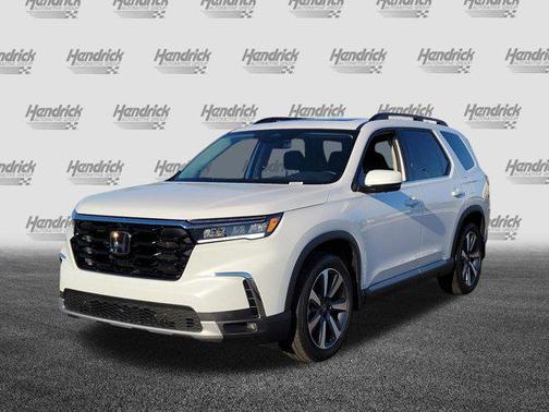 Platinum White Pearl 2025 Honda Pilot Elite
