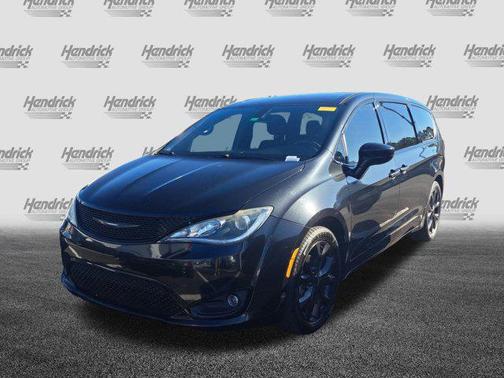 2019 Chrysler Pacifica Touring Plus