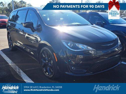 2019 Chrysler Pacifica Touring Plus