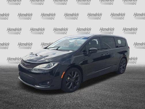 2019 Chrysler Pacifica Touring Plus