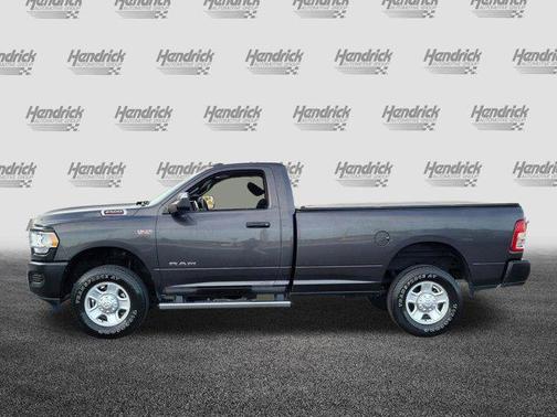2022 RAM 2500 Tradesman Regular Cab 4x4 8' Box