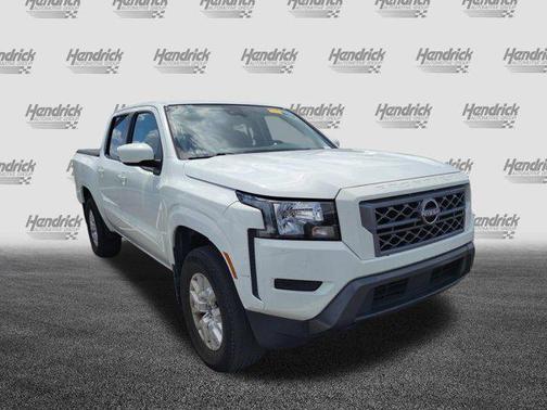 Glacier White 2022 Nissan Frontier SV