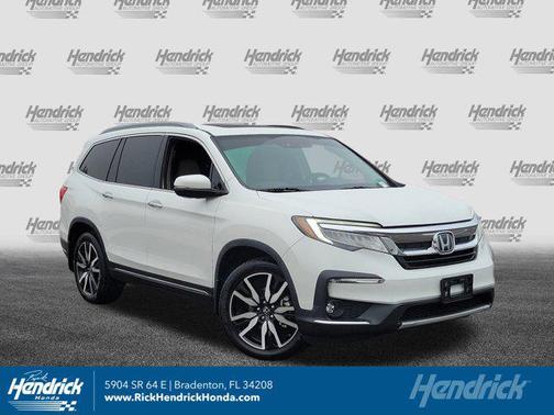 2022 Honda Pilot Touring 8-Passenger