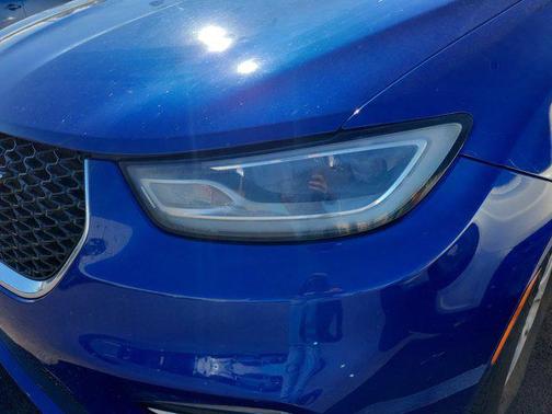 2021 Chrysler Pacifica Touring