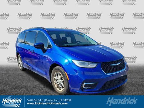 2021 Chrysler Pacifica Touring