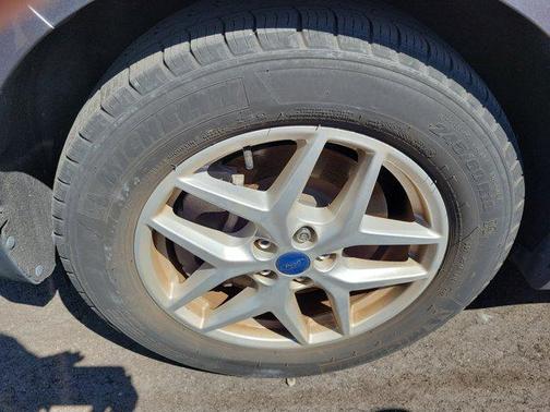 CARBONIZED GRAY 2022 Ford Edge SEL