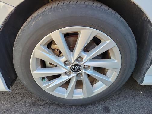 Ice Edge 2024 Toyota Camry LE