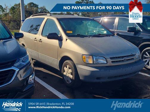 2000 Toyota Sienna LE