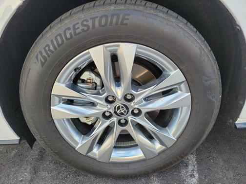 Wind Chill Pearl 2022 Toyota Sienna Limited