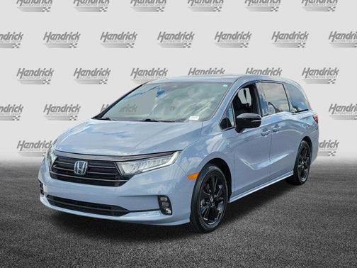 Sonic Gray Pearl 2024 Honda Odyssey Sport