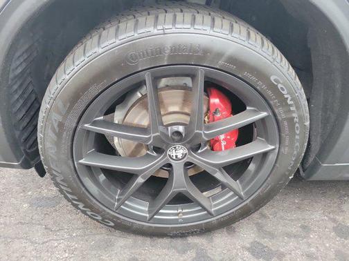 2020 Alfa Romeo Stelvio Base