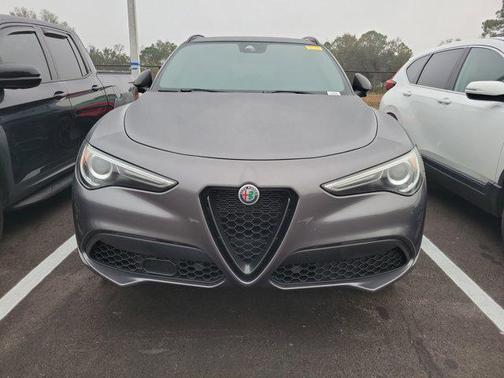 2020 Alfa Romeo Stelvio Base