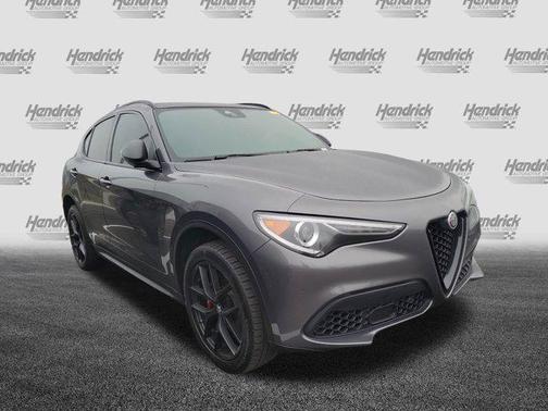 2020 Alfa Romeo Stelvio Base