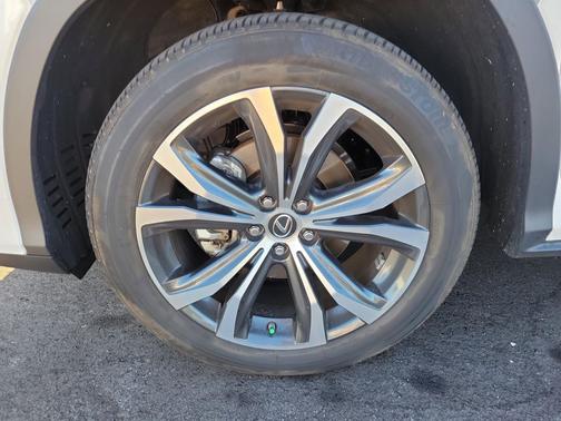 Eminent White Pearl 2022 Lexus RX 350 Base
