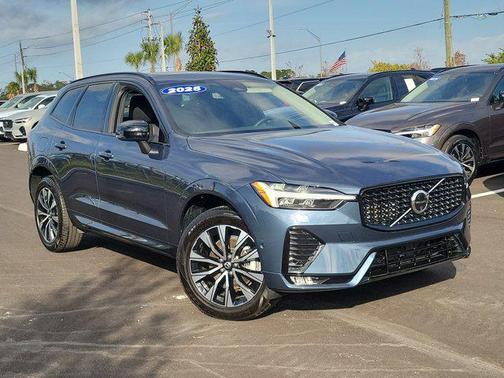 2025 Volvo XC60 B5 Plus