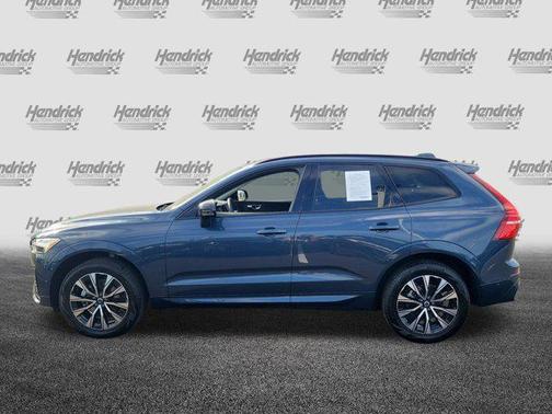 2025 Volvo XC60 B5 Plus