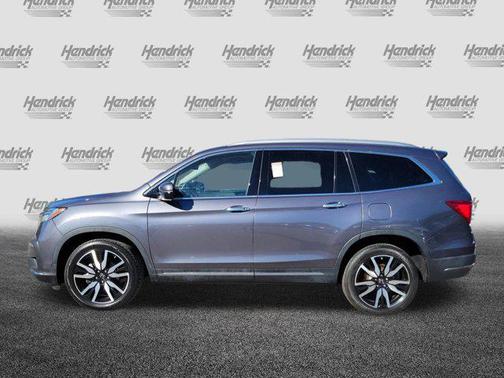 2022 Honda Pilot Touring 8-Passenger