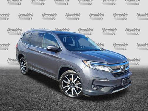 2022 Honda Pilot Touring 8-Passenger