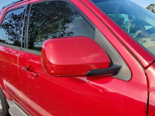SANGRIA RED METALLIC 2011 Ford Escape Limited
