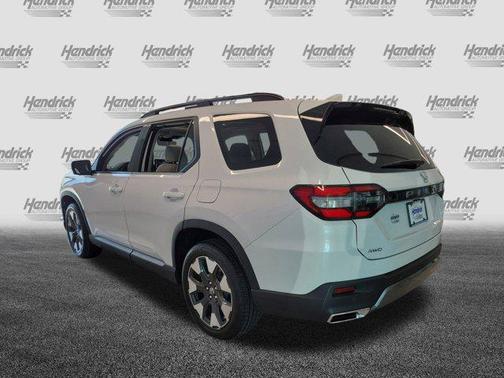 2026 Honda Pilot Touring 8-Passenger