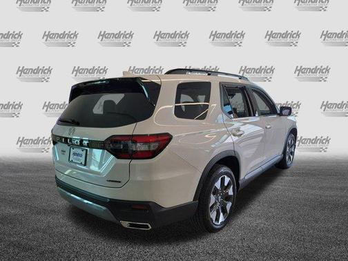 2026 Honda Pilot Touring 8-Passenger