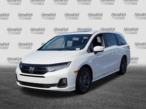 Platinum White Pearl 2026 Honda Odyssey Touring