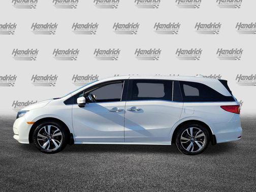 Platinum White Pearl 2024 Honda Odyssey Touring