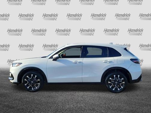 Platinum White Pearl 2026 Honda HR-V EX-L