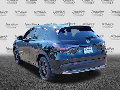 Crystal Black Pearl 2026 Honda HR-V 2WD Sport
