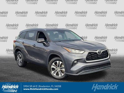 2020 Toyota Highlander XLE