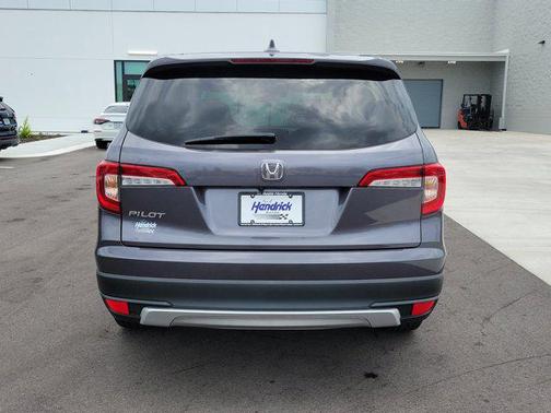 Modern Steel Metallic 2022 Honda Pilot 2WD EX-L