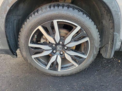 2019 Honda Pilot Touring 8-Passenger